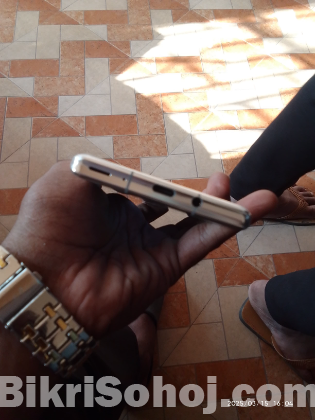 sharp aquos r6